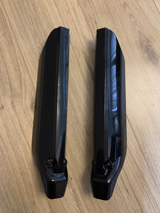 Lexmoto Adrenaline 125 Fork Leg Cover Shield Guard Left Right Pair Gloss Black