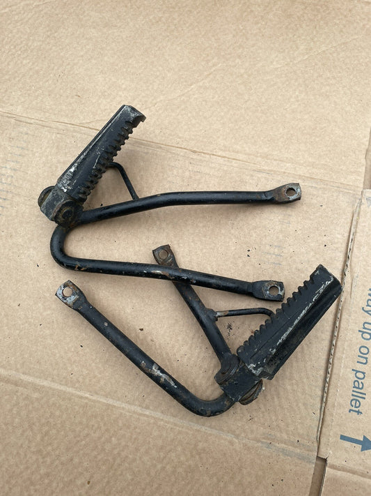 Pillion Passengers Pegs Left & Right Pulse Lexmoto Adrenaline Sinnis Apache 125