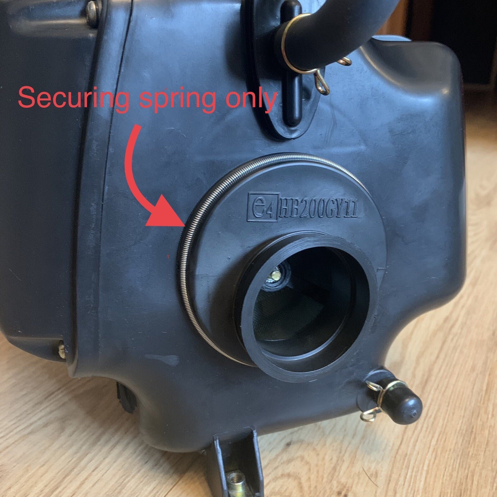 Air Box to carb Rubber Connector Circular Securing Spring Lexmoto Adrenaline 125