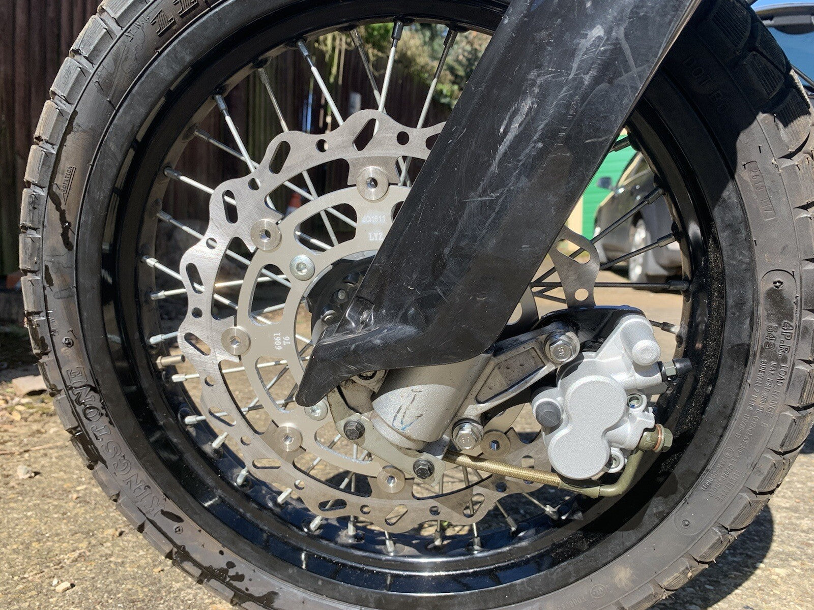 Front Brake Caliper With Pads For Sinnis Apache 250 250cc