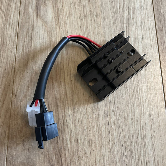 Lexmoto Pulse Adrenaline Sinnis Apache 125 RMR Reg Rec Regulator Rectifier