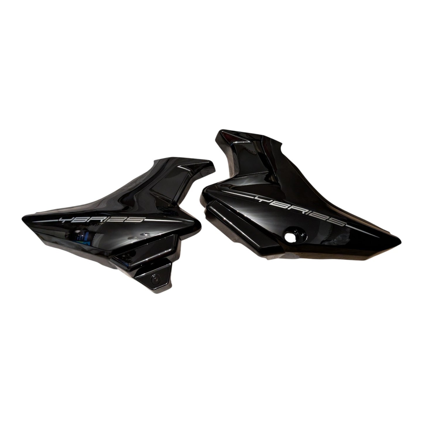 YAMAHA YBR125 INJ. 2010-2017 PAIR OF SIDE PANELS LEFT & RIGHT PANEL BRAND NEW